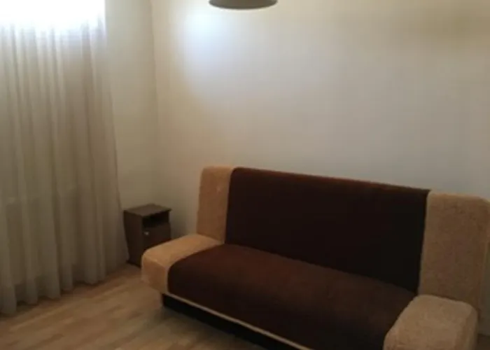 Eden Vendeghaz Konukevi *